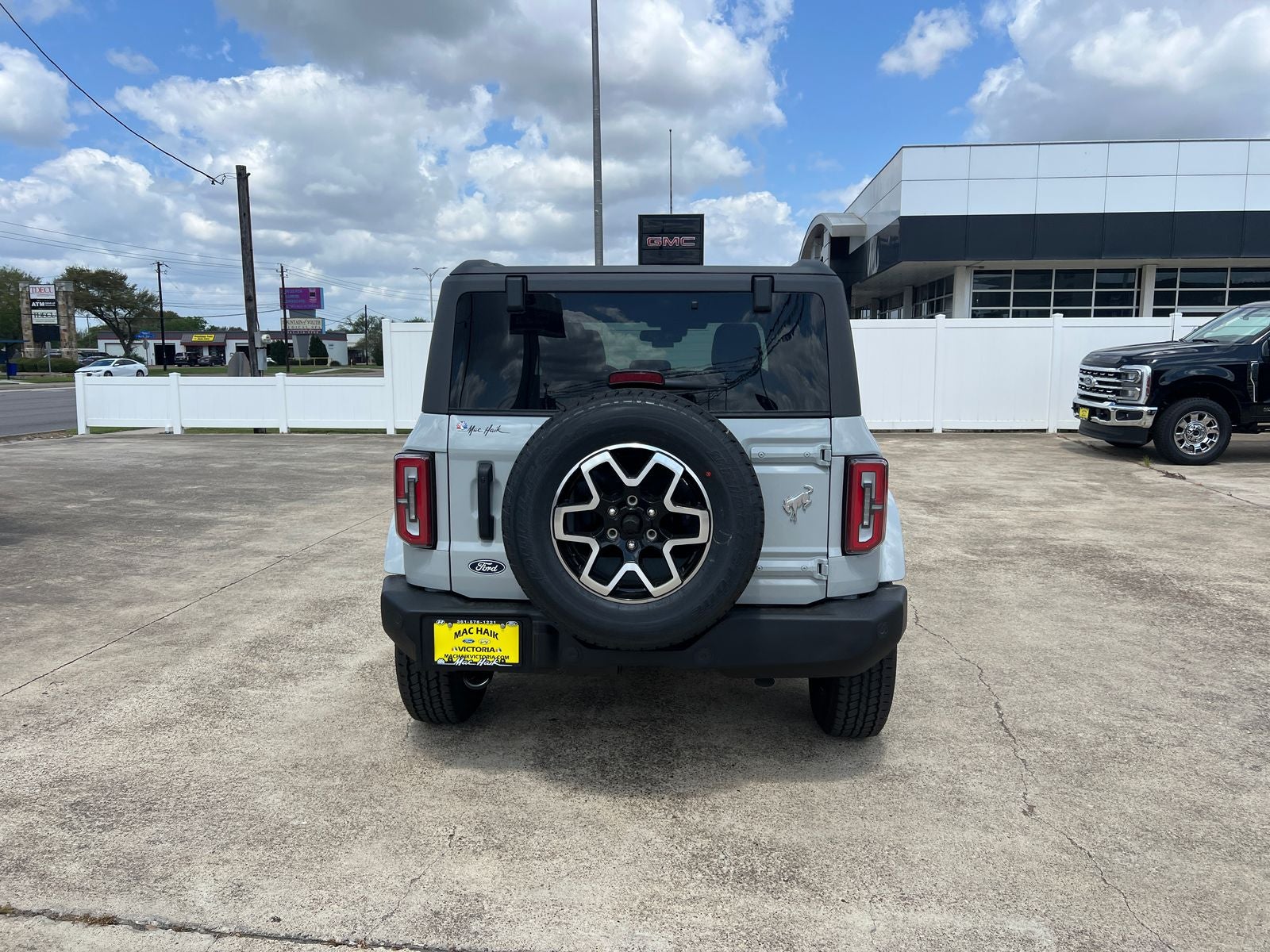 2026 Ford Bronco Outer Banks®