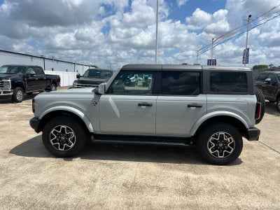 2026 Ford Bronco Outer Banks®