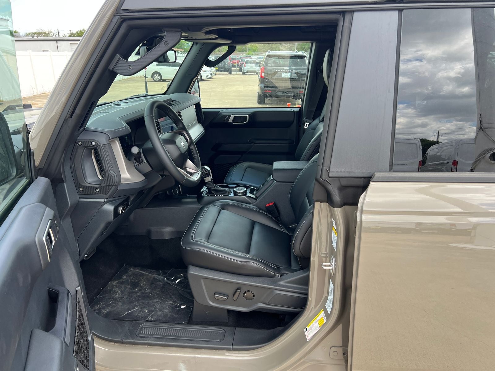 2026 Ford Bronco Outer Banks®