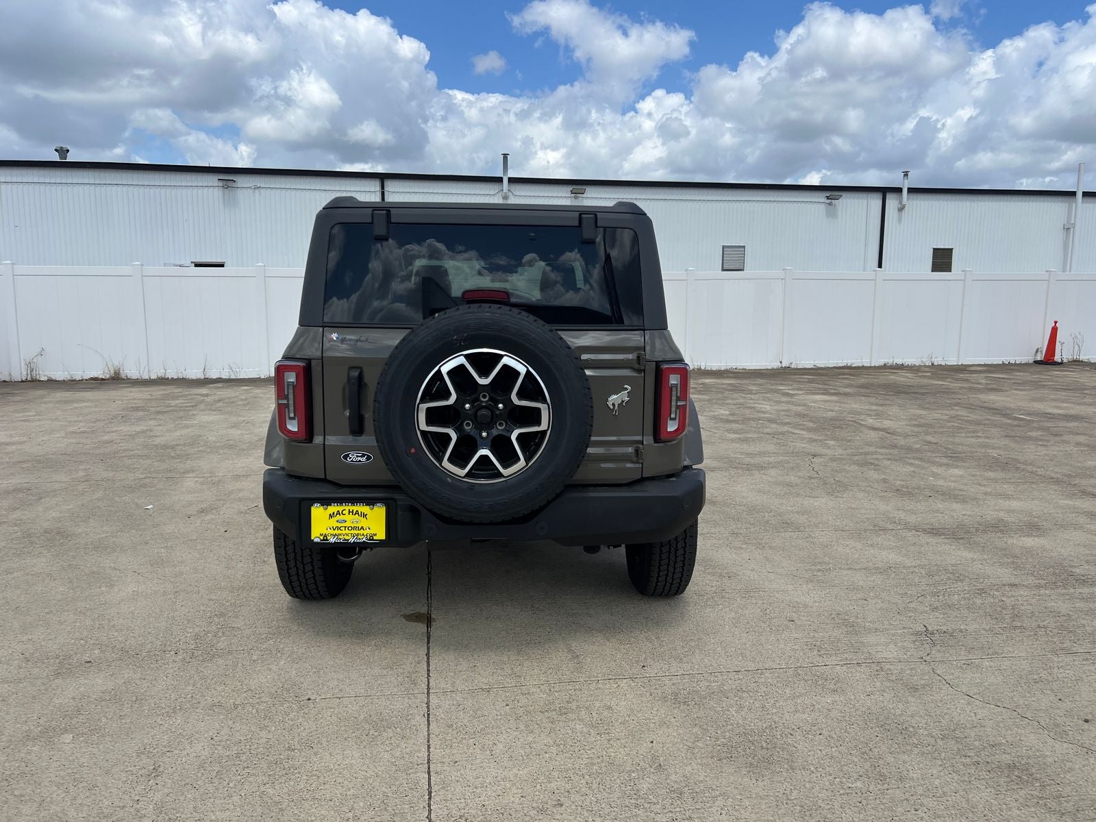 2026 Ford Bronco Outer Banks®