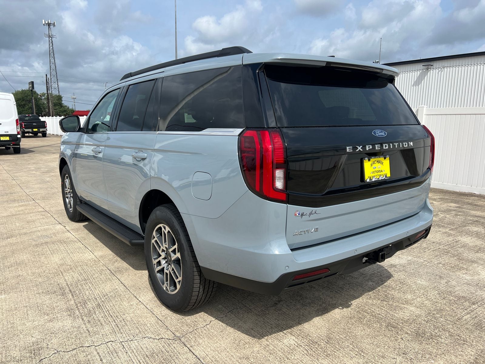 2026 Ford Expedition Active