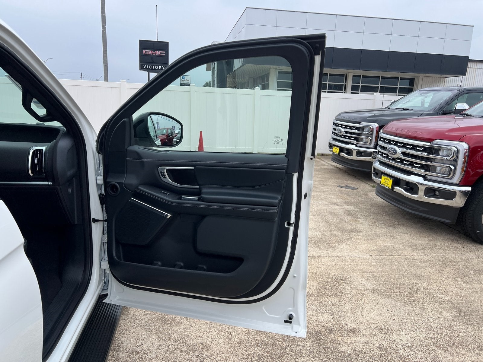 2026 Ford Expedition Platinum®