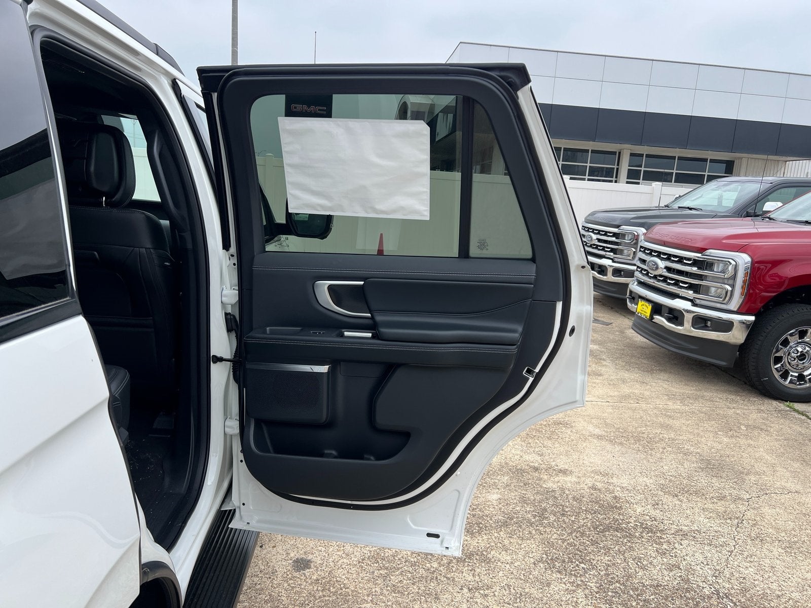 2026 Ford Expedition Platinum®