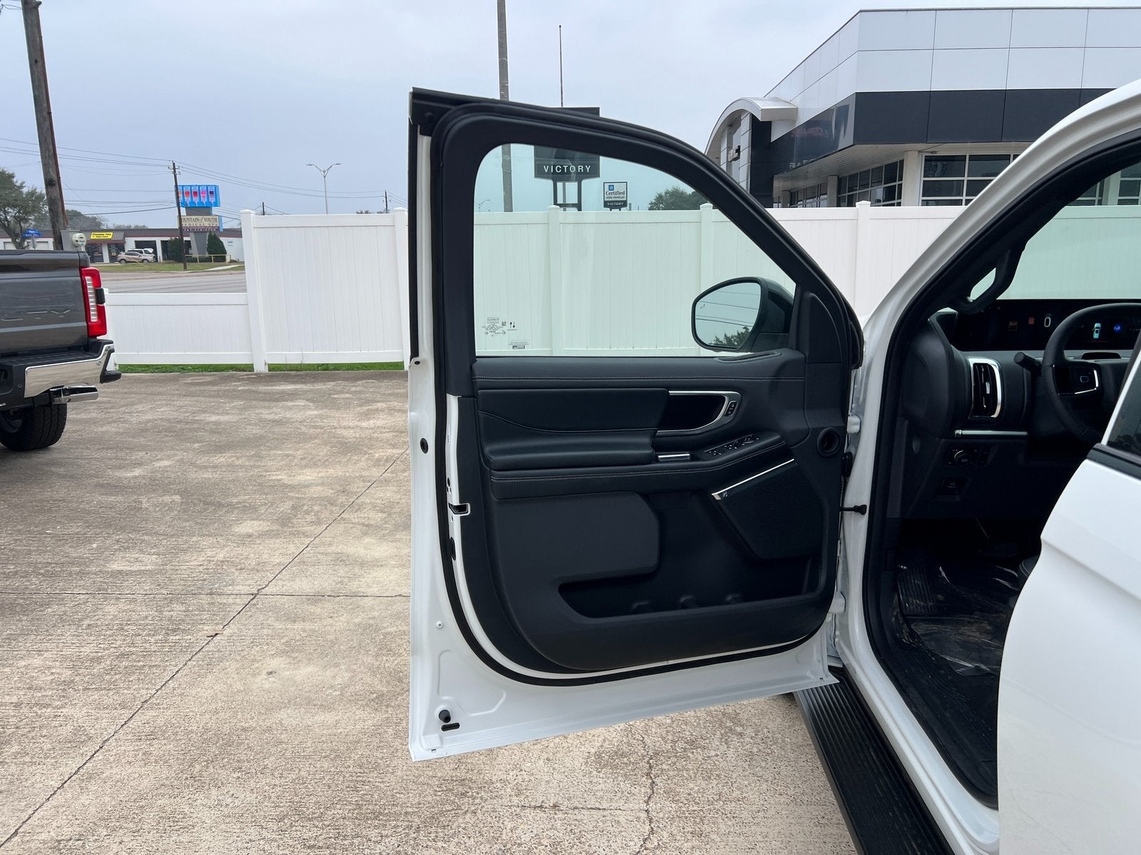 2026 Ford Expedition Platinum®