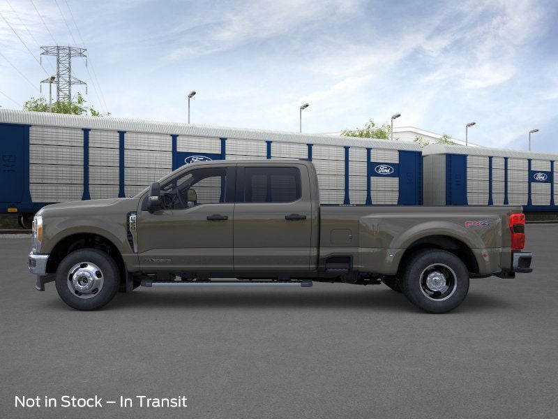 2026 Ford Super Duty F-350® XLT
