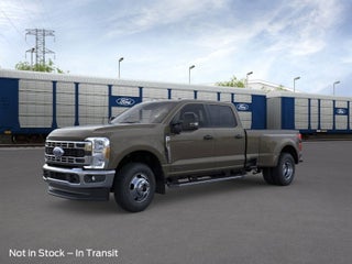2026 Ford Super Duty F-350® XLT