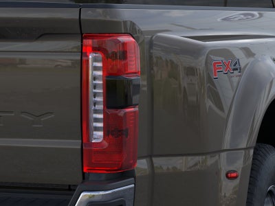 2026 Ford Super Duty F-350® Lariat®