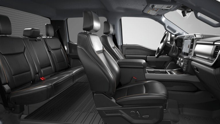 2026 Ford Super Duty F-350® Lariat®