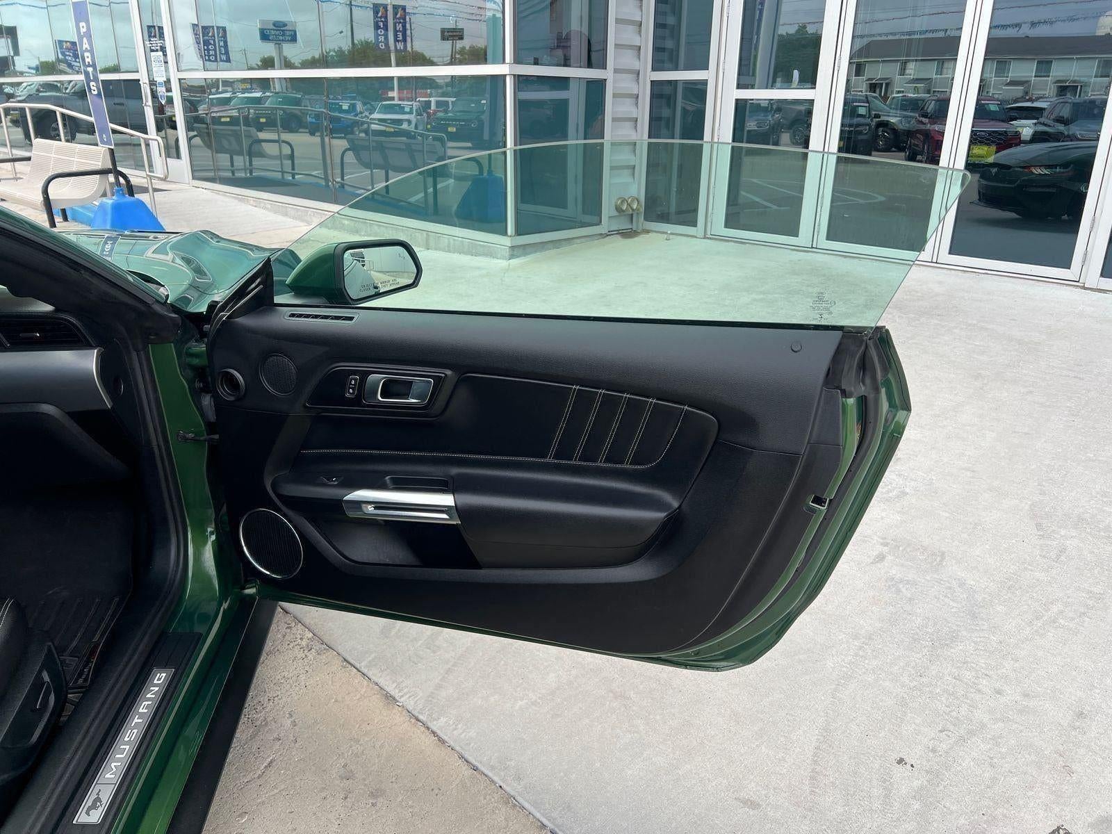 2022 Ford Mustang EcoBoost Premium