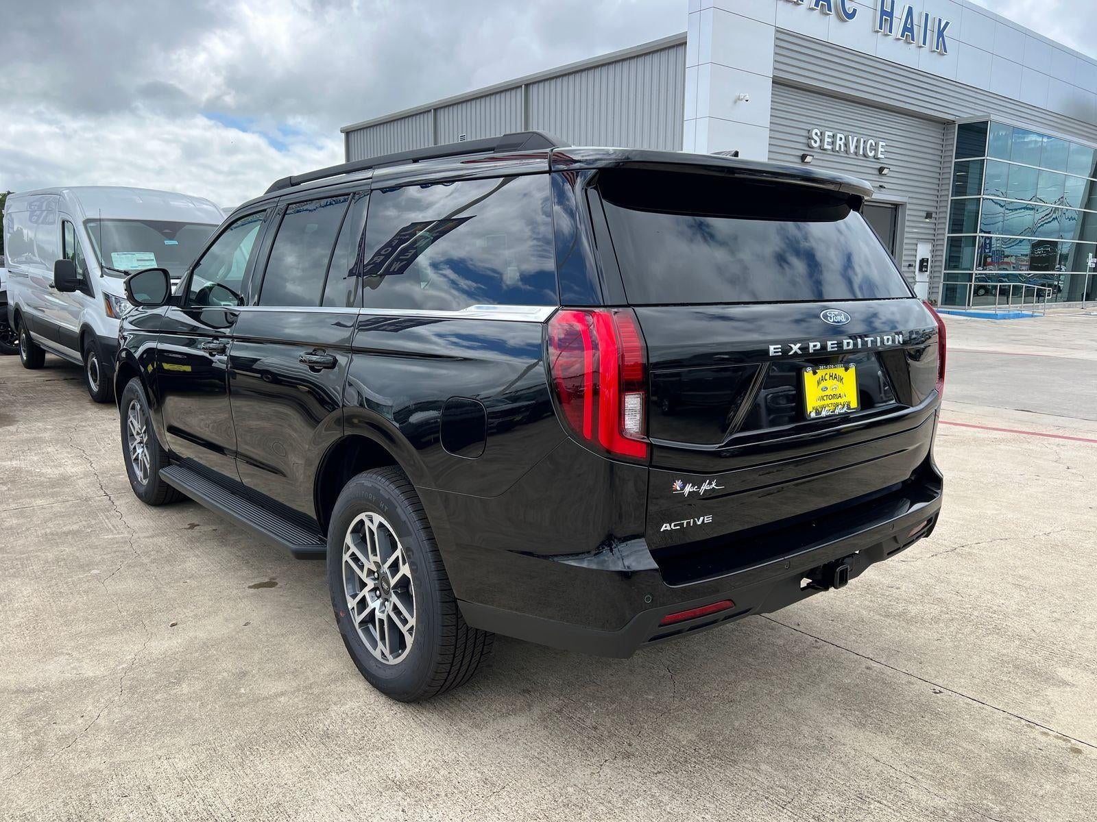 2026 Ford Expedition Active
