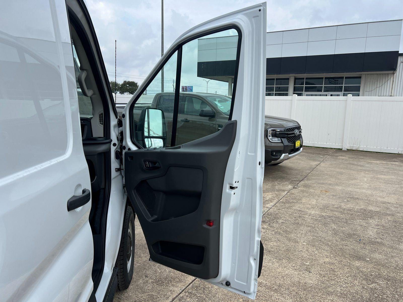 2026 Ford Transit Cargo Van Base
