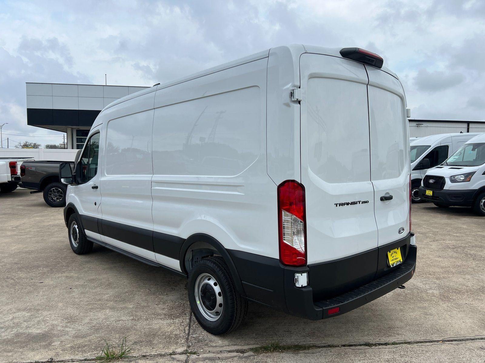 2026 Ford Transit Cargo Van Base