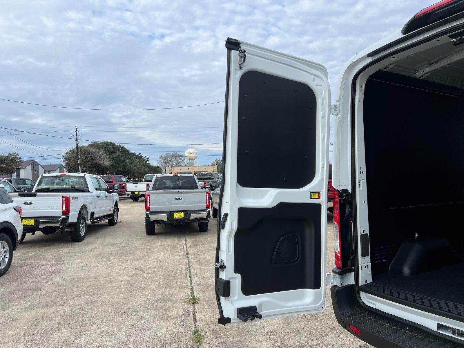 2026 Ford Transit 250