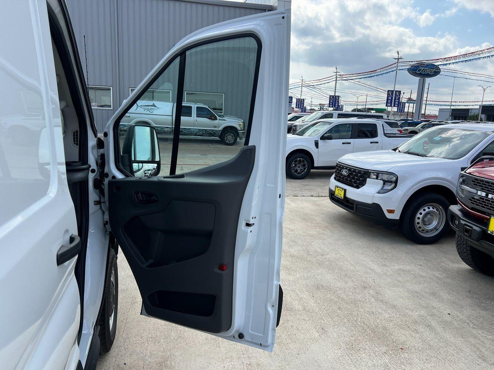 2026 Ford Transit Cargo Van Base