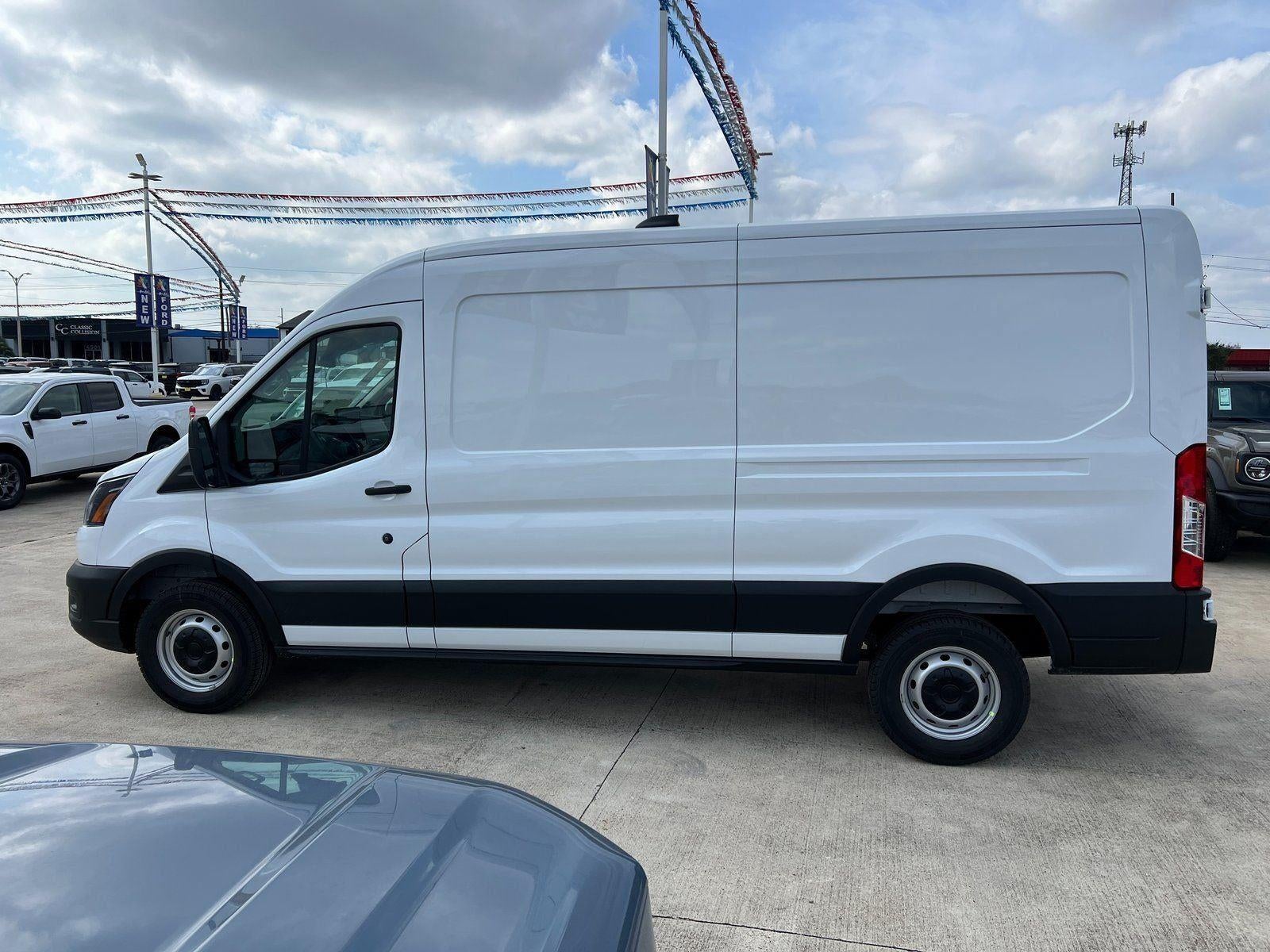 2026 Ford Transit Cargo Van Base
