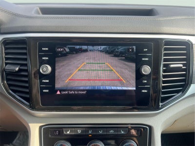 2022 Volkswagen Atlas 3.6L V6 SE w/Technology