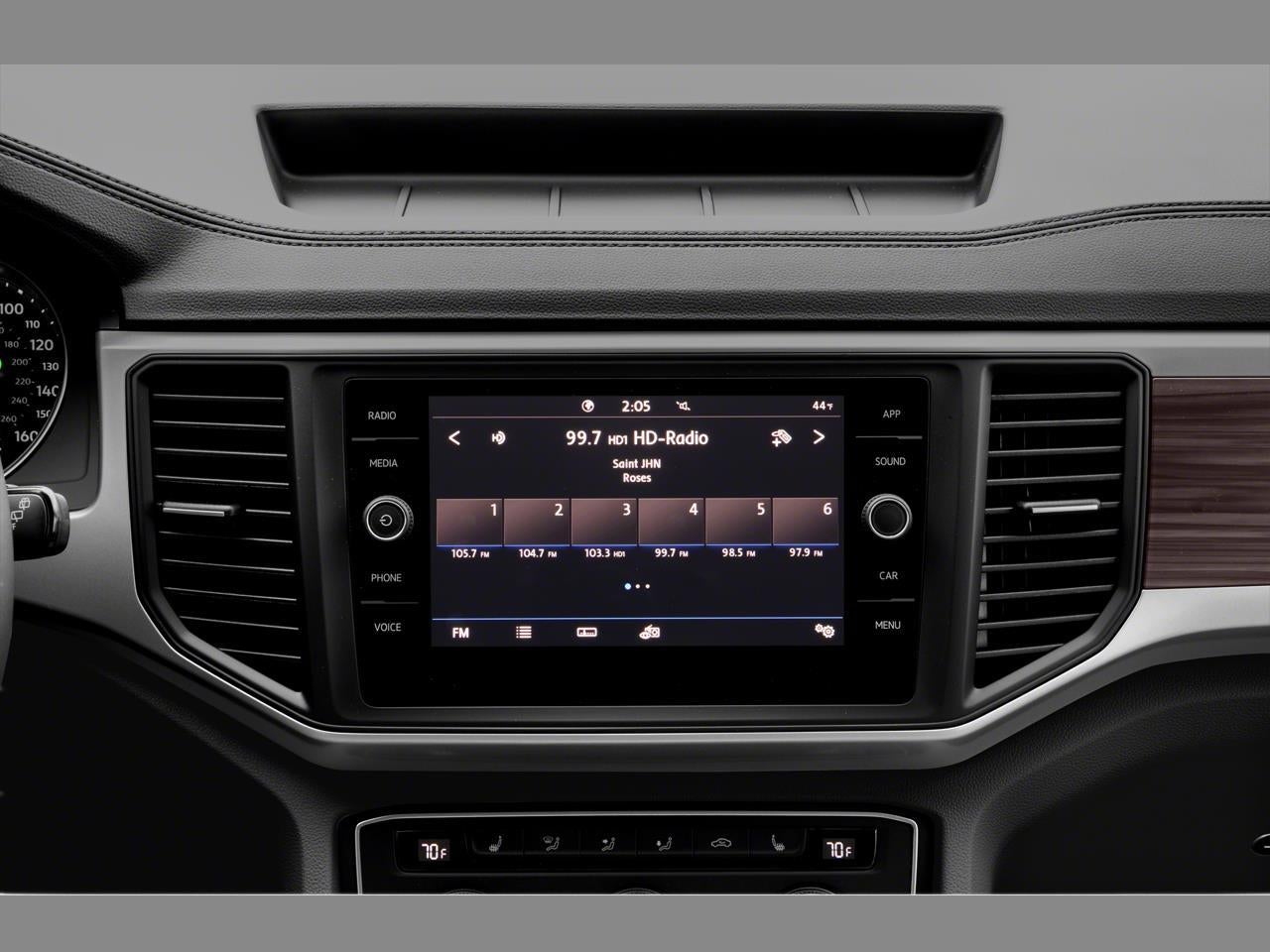 2022 Volkswagen Atlas 3.6L V6 SE w/Technology