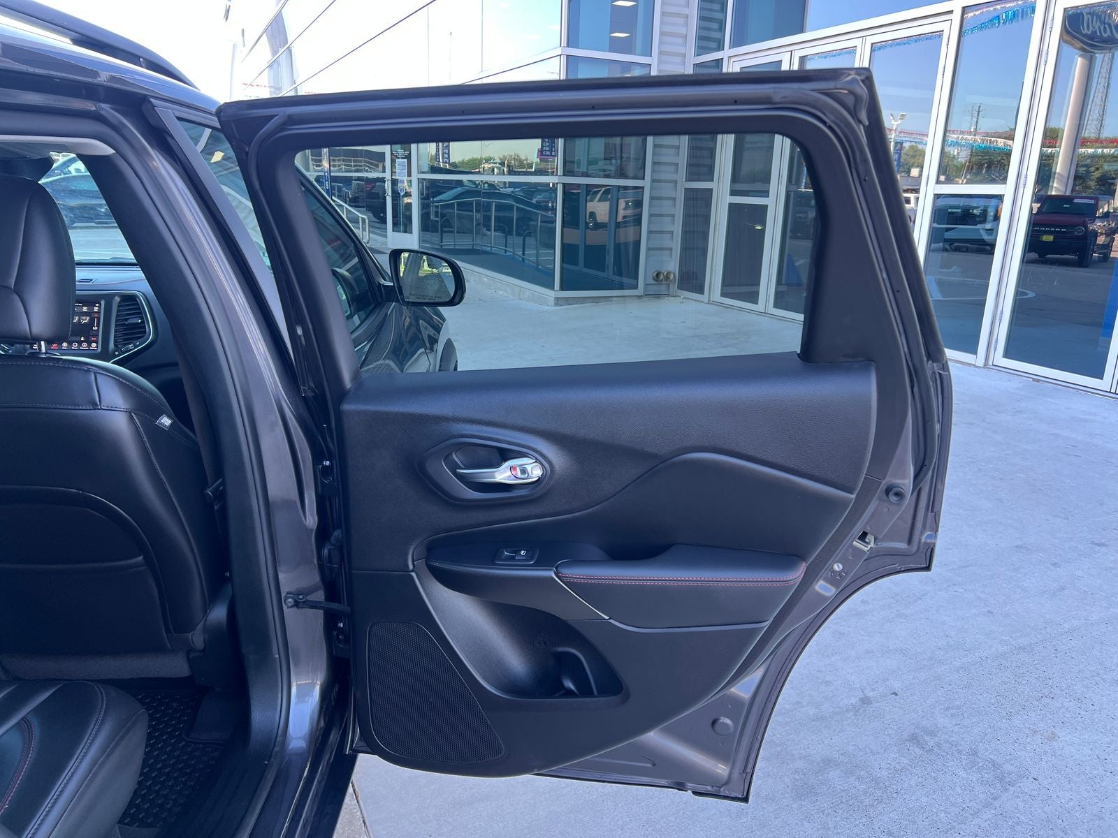 2020 Jeep Cherokee Trailhawk