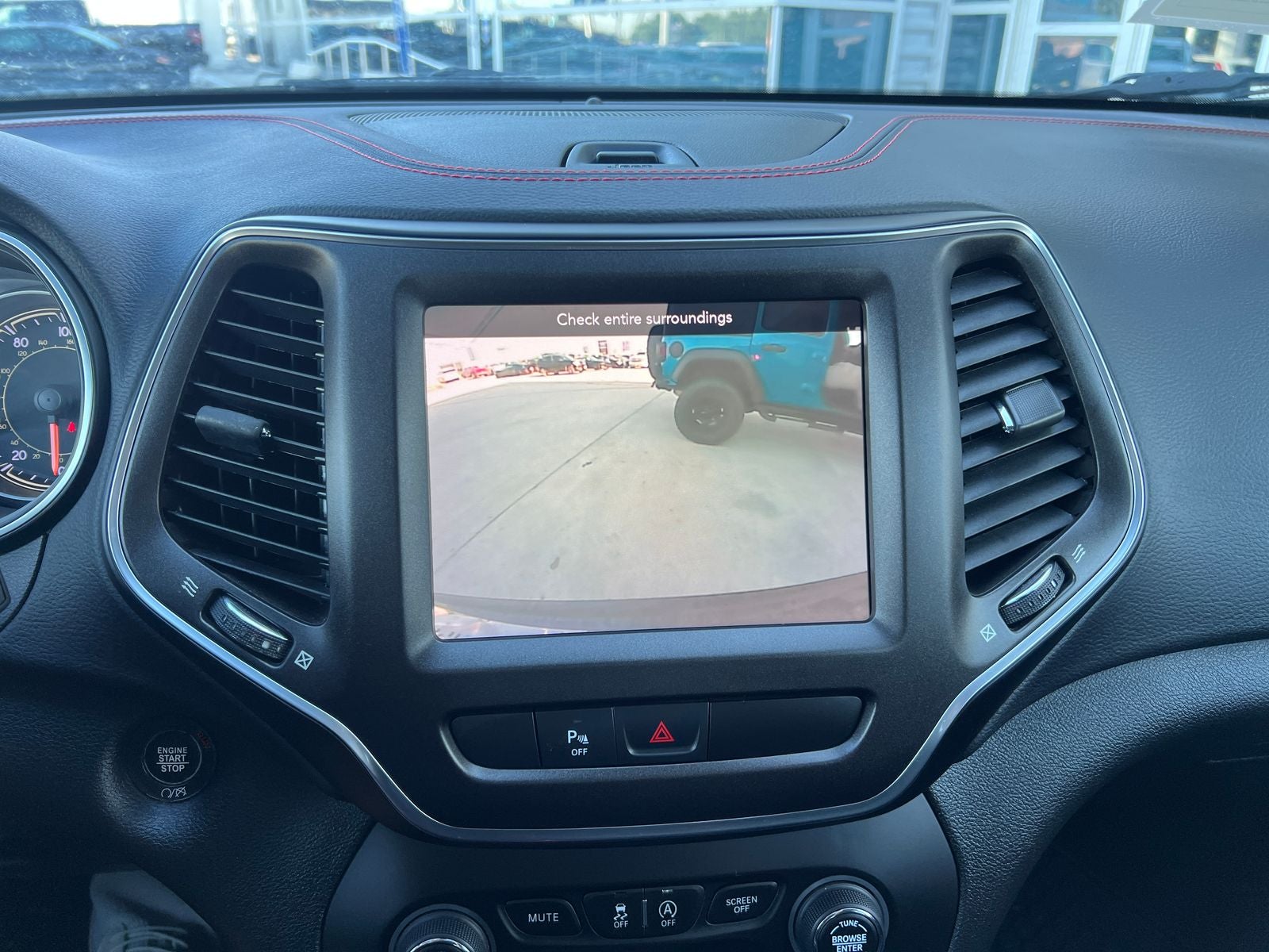 2020 Jeep Cherokee Trailhawk