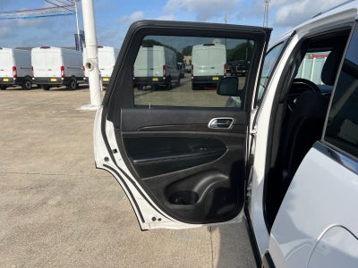 2018 Jeep Grand Cherokee Laredo E