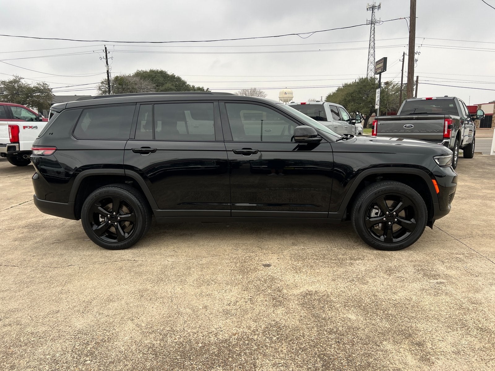 2023 Jeep Grand Cherokee L Altitude