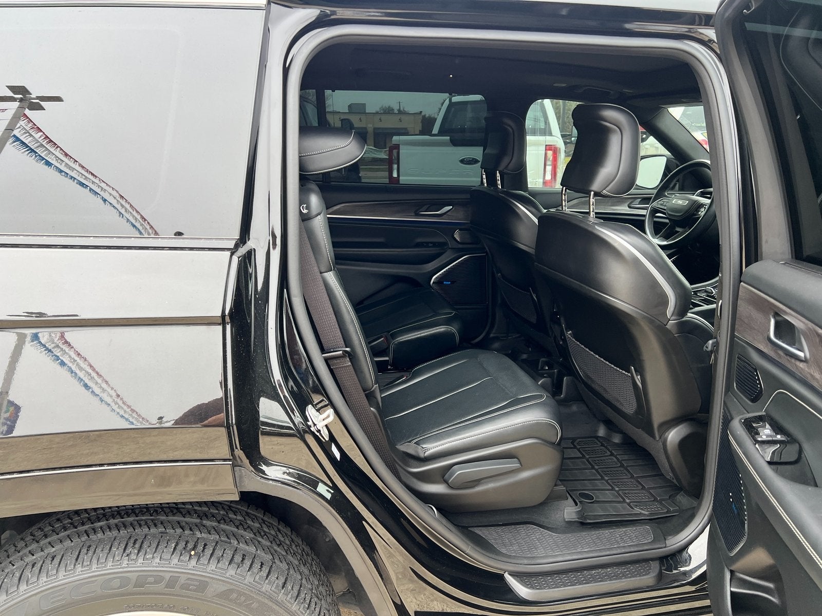 2022 Jeep Grand Cherokee L Overland