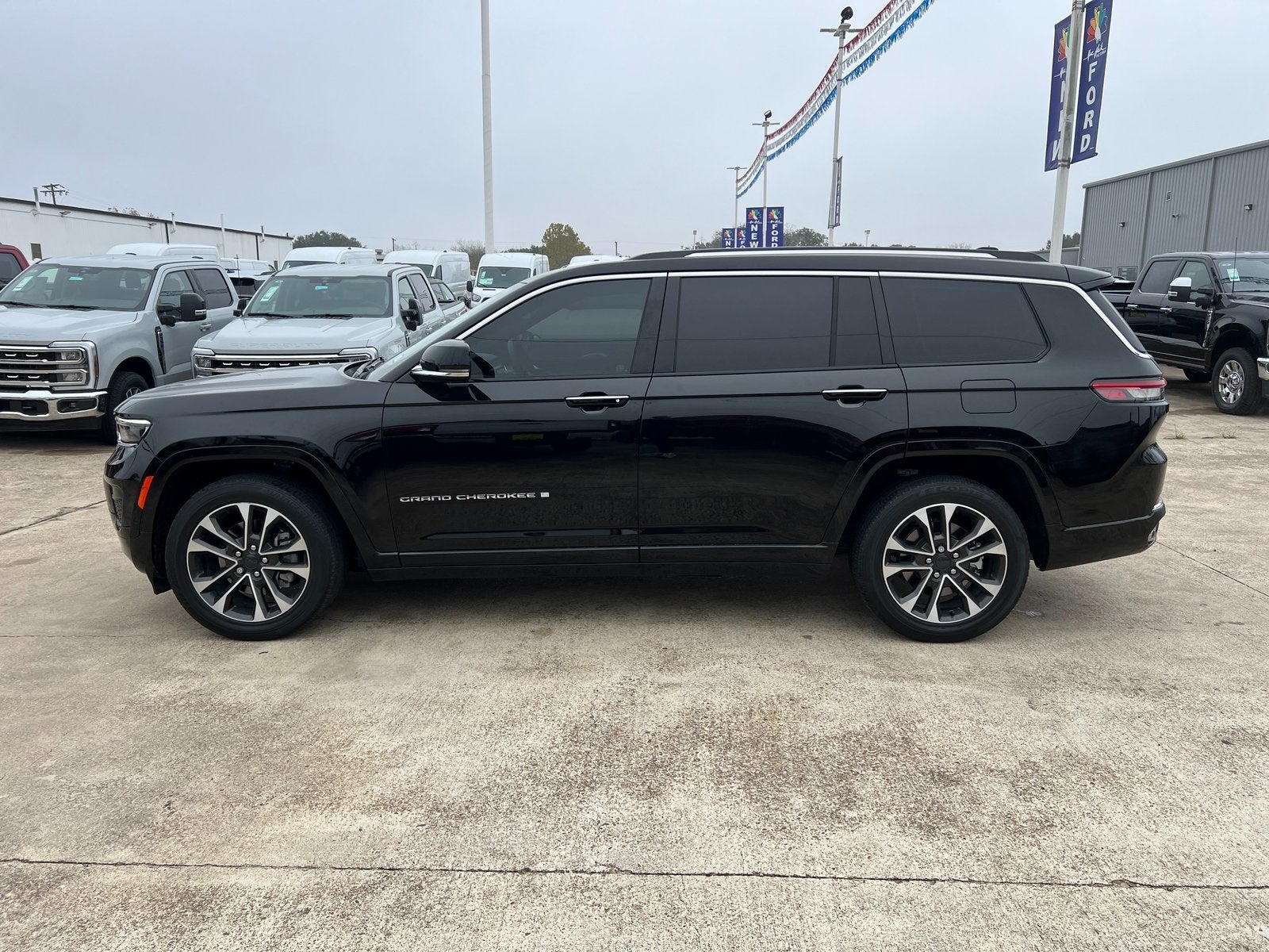 2022 Jeep Grand Cherokee L Overland