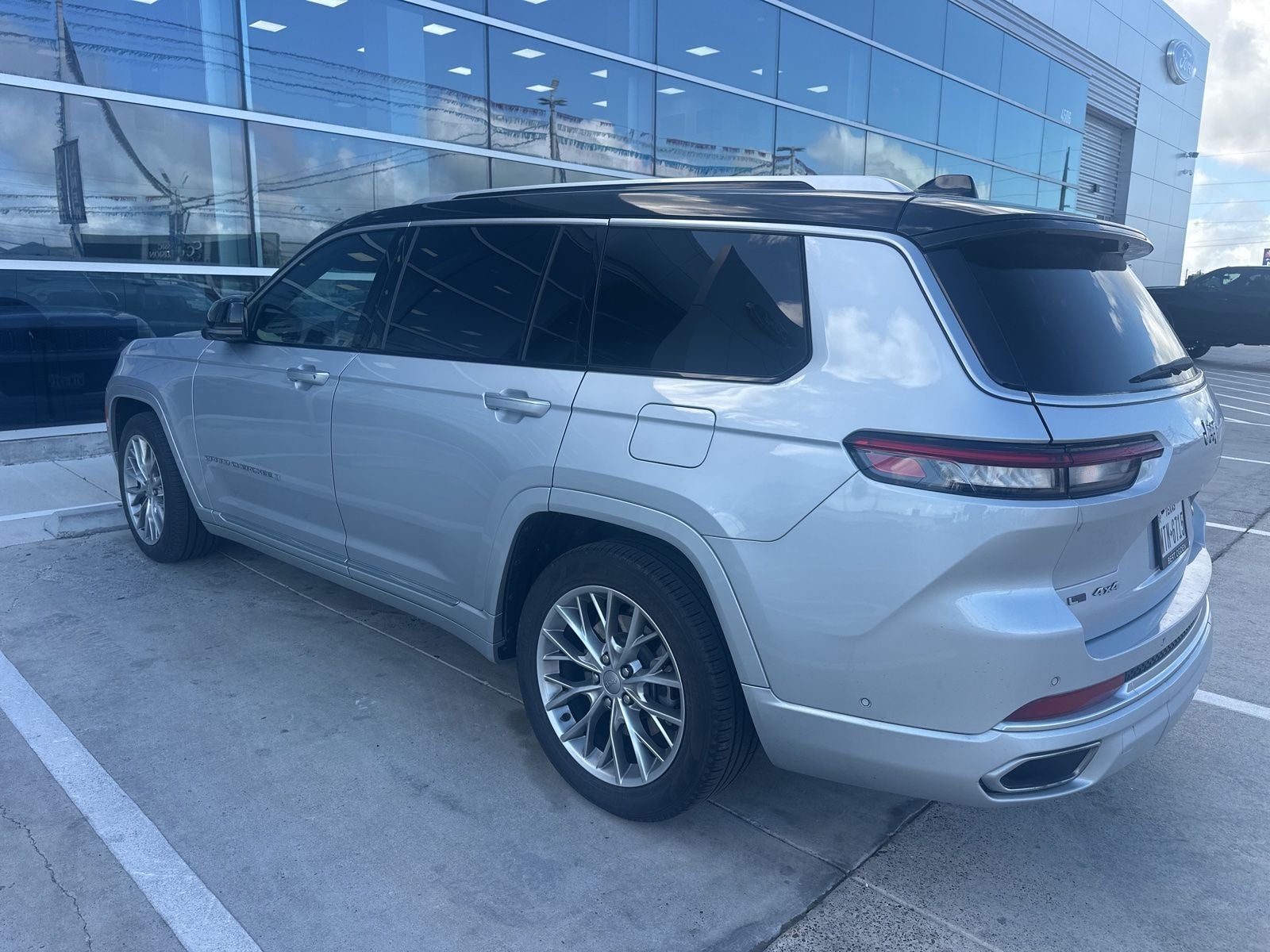 2023 Jeep Grand Cherokee L Summit