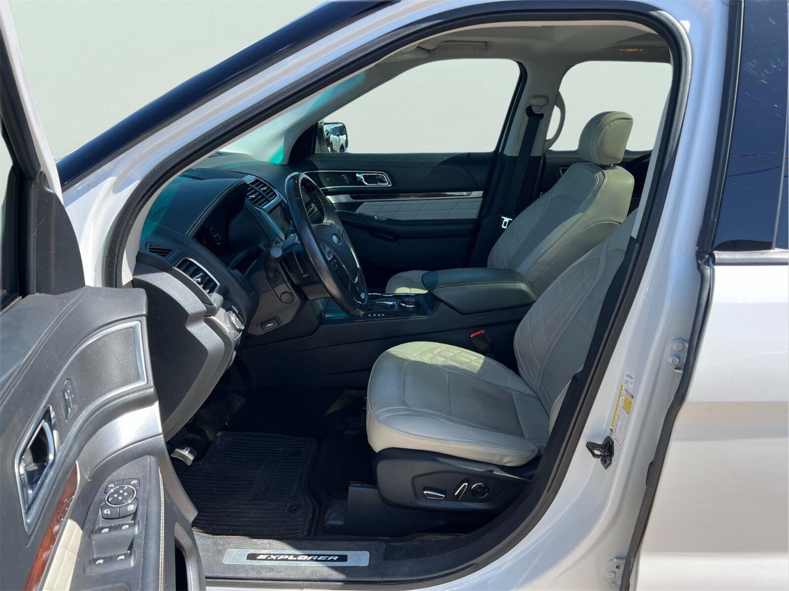 2016 Ford Explorer Platinum