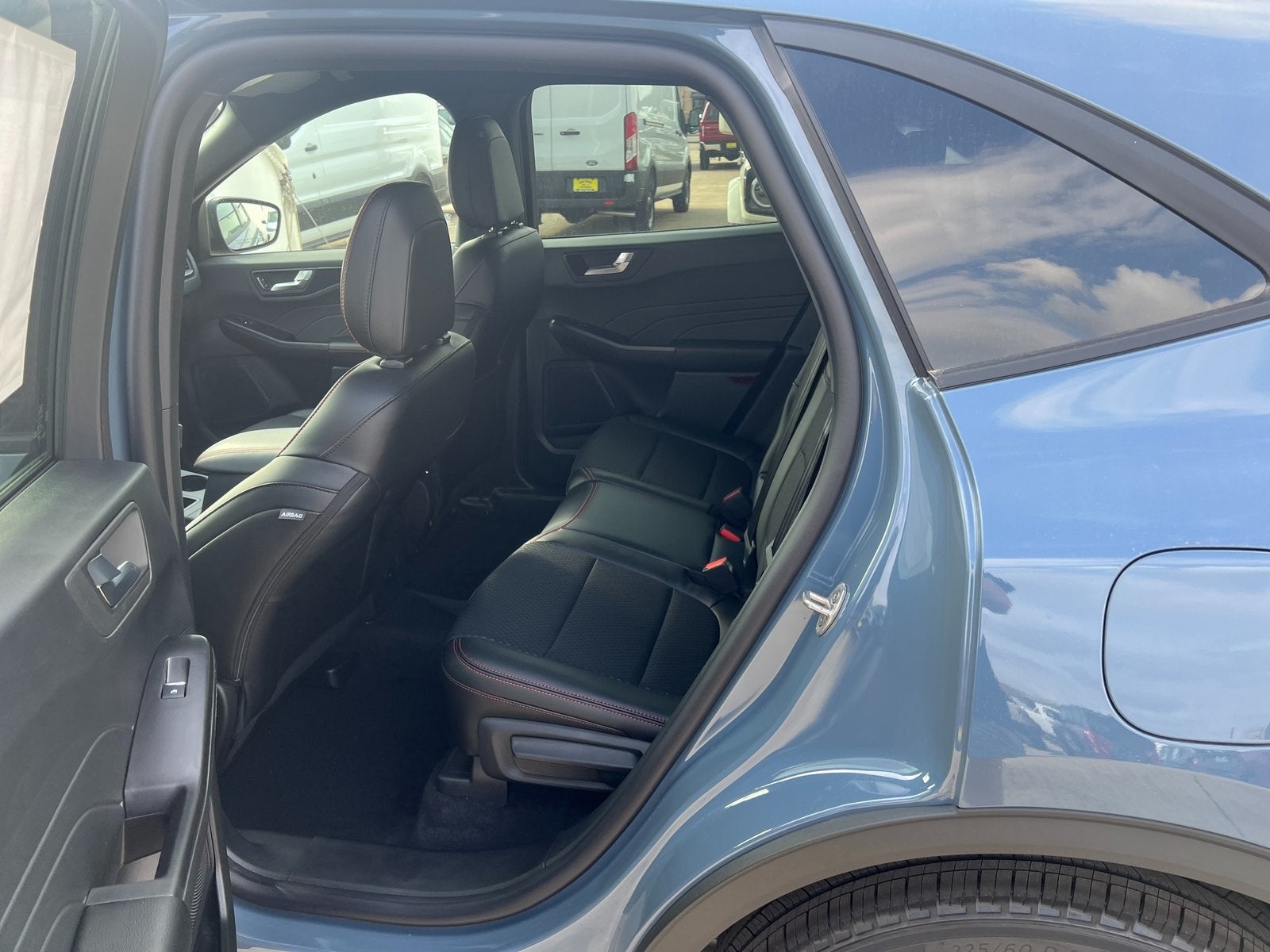 2026 Ford Escape Hybrid ST-Line Select