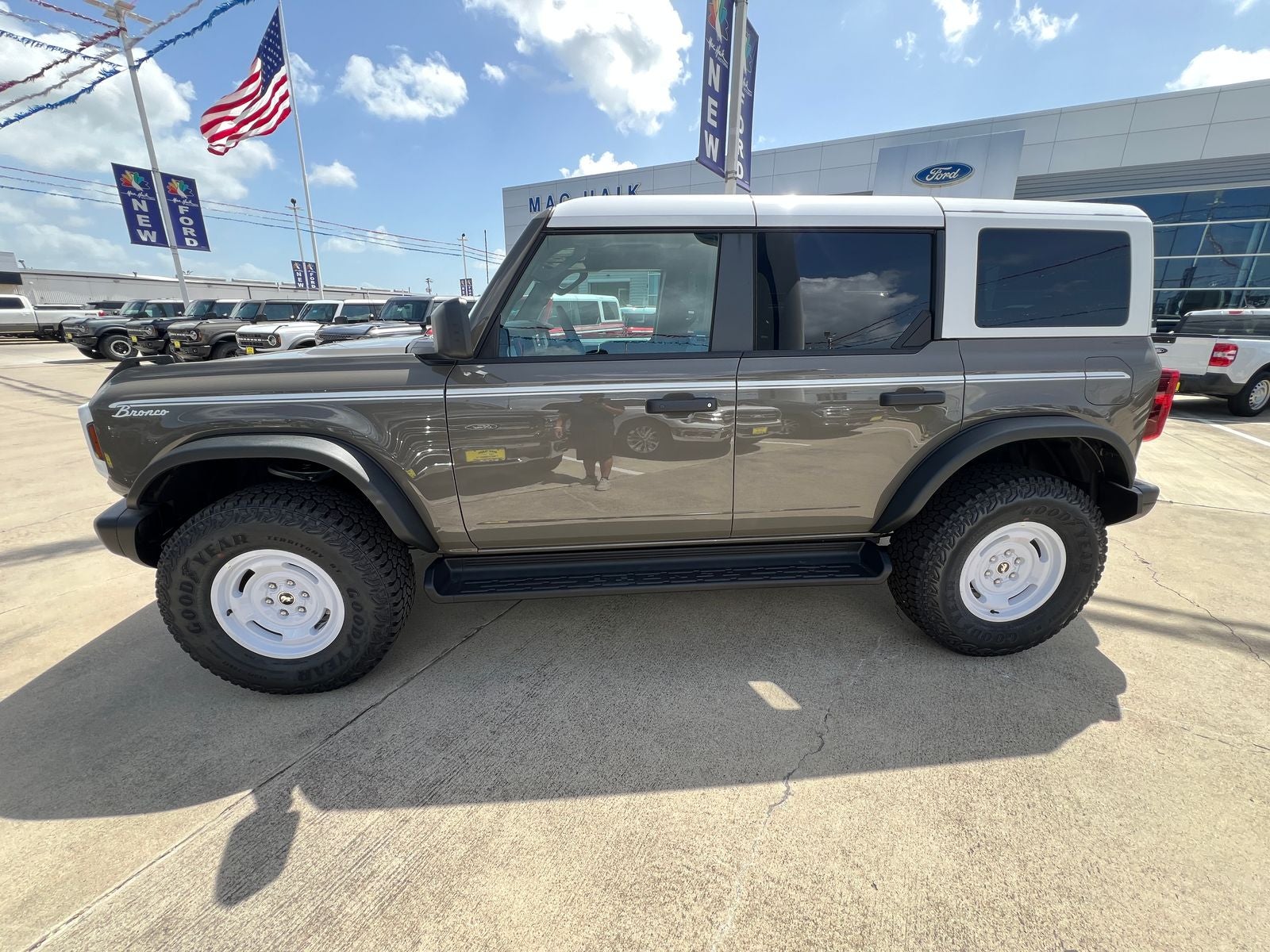 2026 Ford Bronco Heritage Edition
