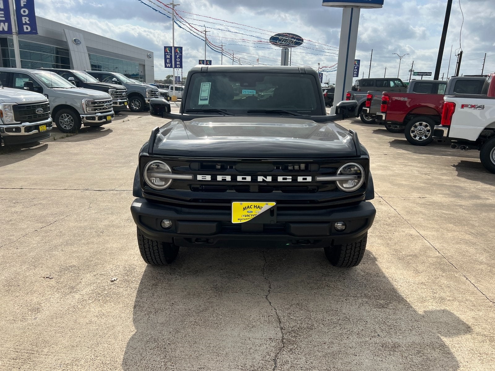 2025 Ford Bronco Outer Banks