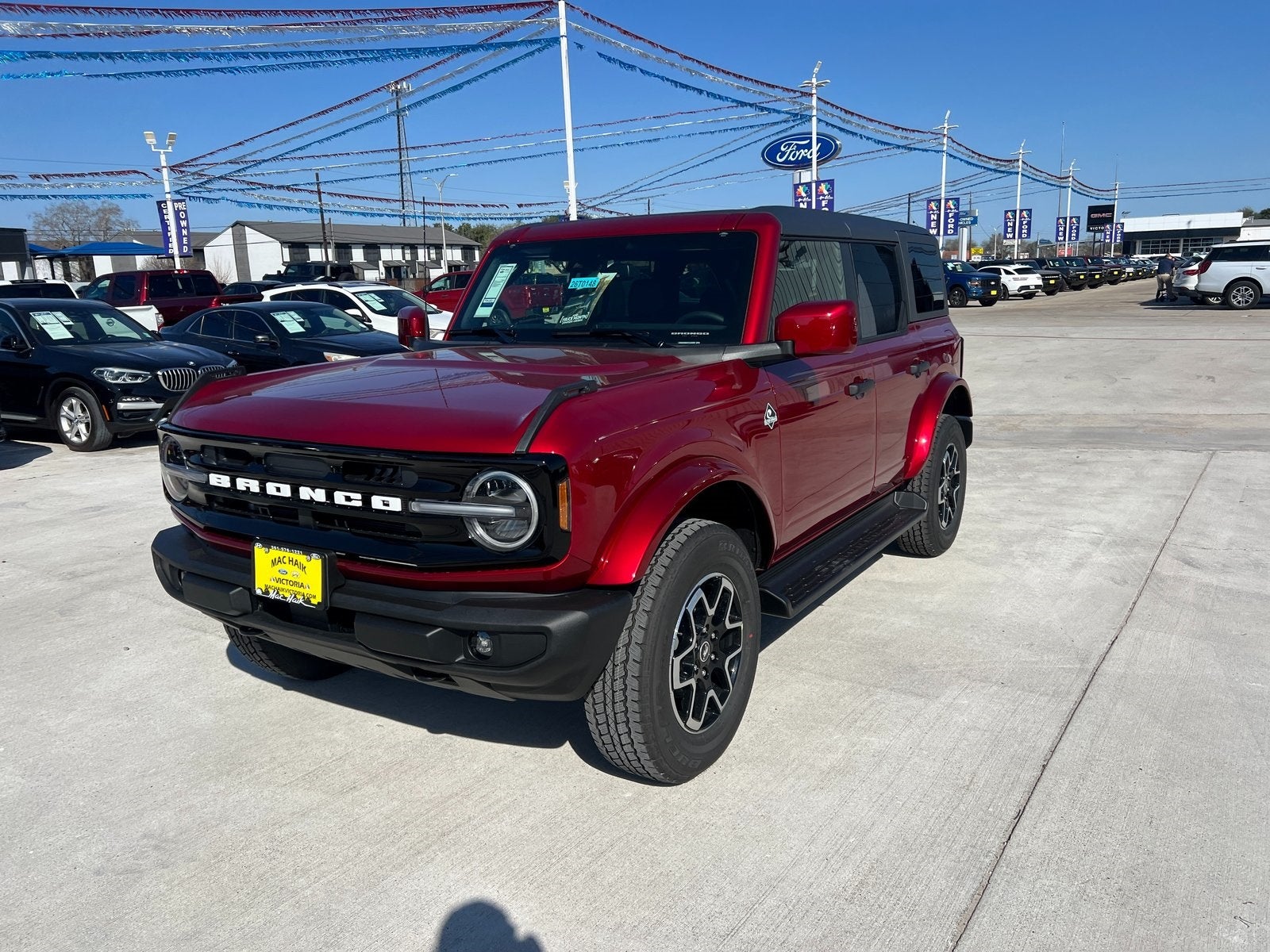 2026 Ford Bronco Outer Banks