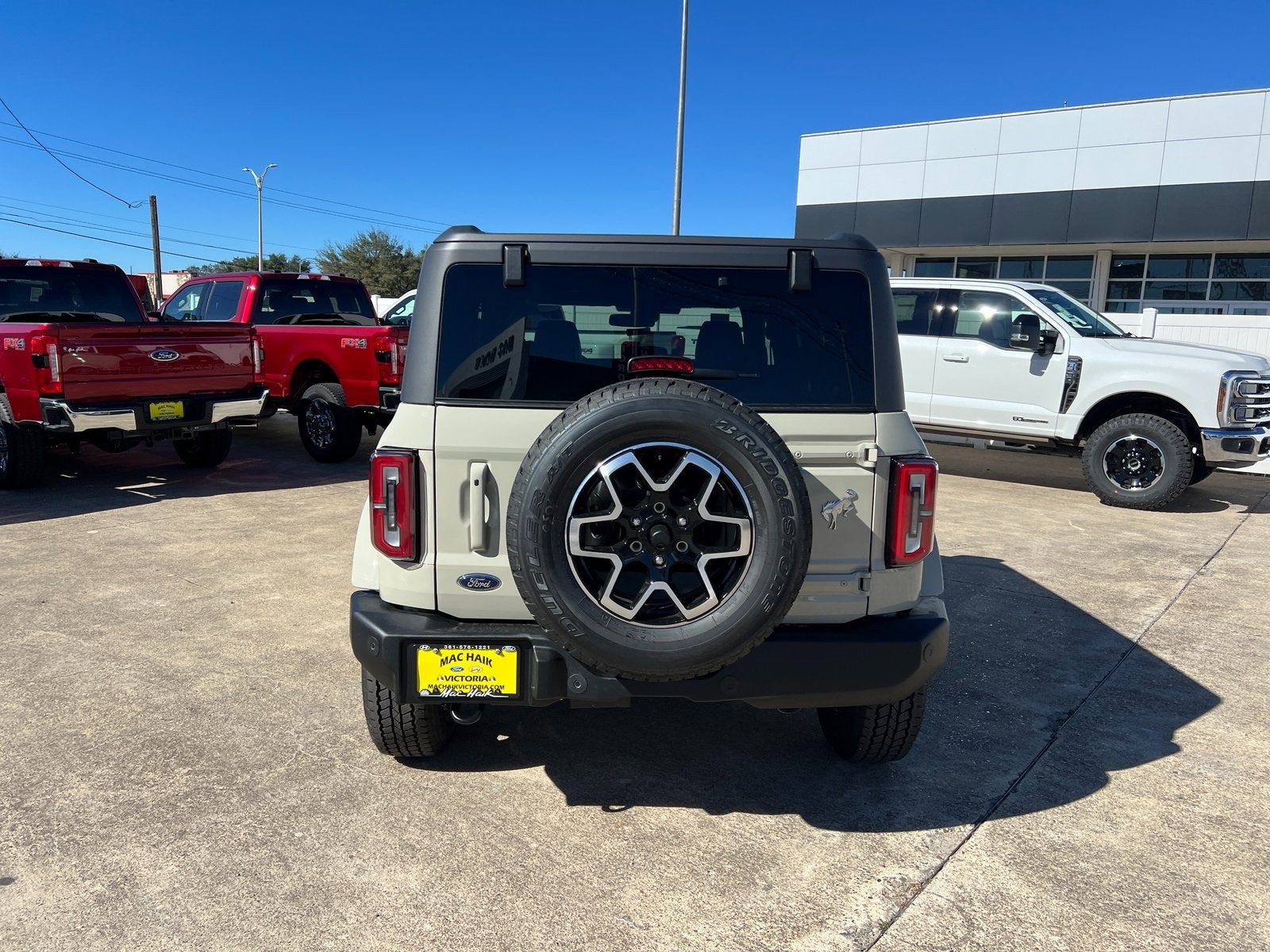 2025 Ford Bronco Outer Banks