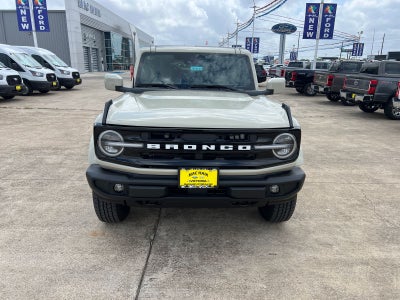 2026 Ford Bronco Outer Banks