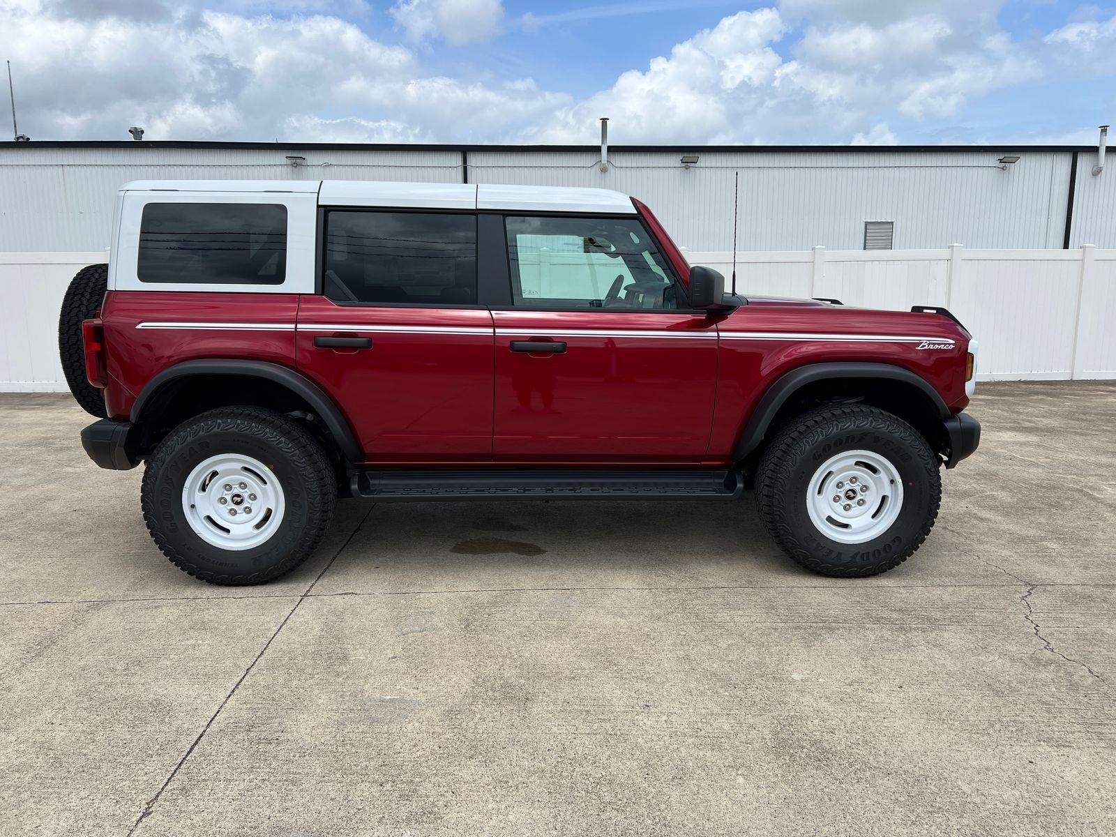 2026 Ford Bronco Heritage Edition