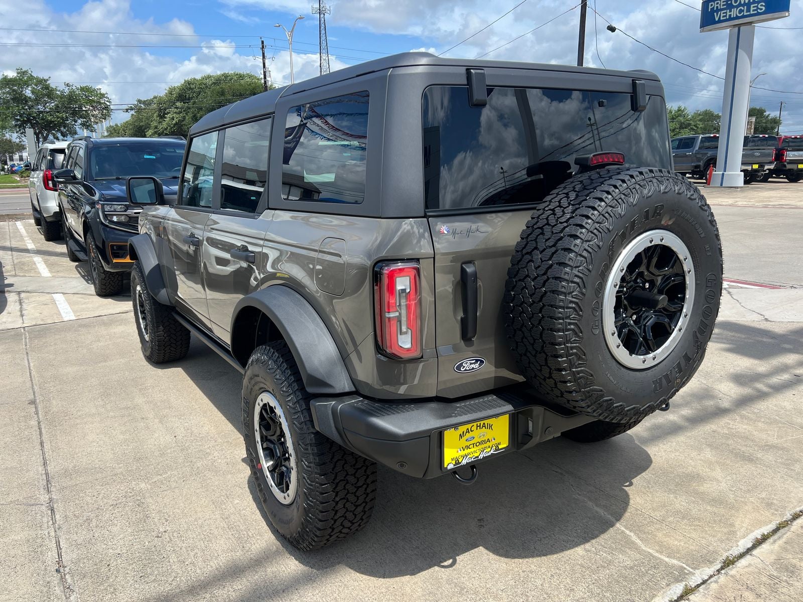 2026 Ford Bronco Badlands