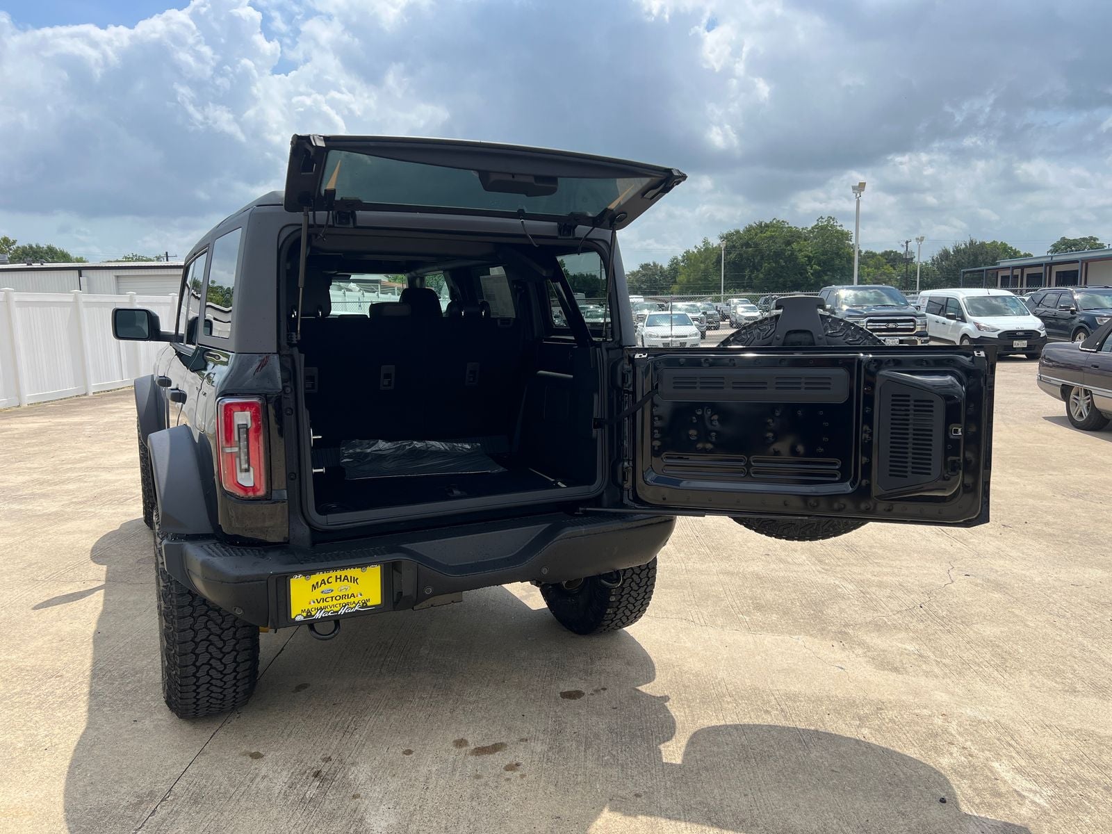 2026 Ford Bronco Badlands
