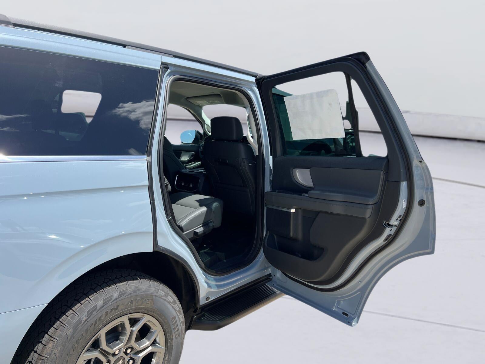2027 Ford Expedition Active