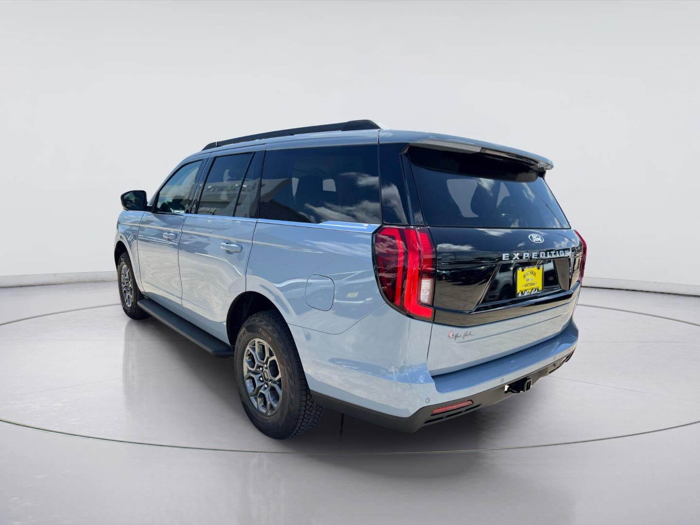 2027 Ford Expedition Active