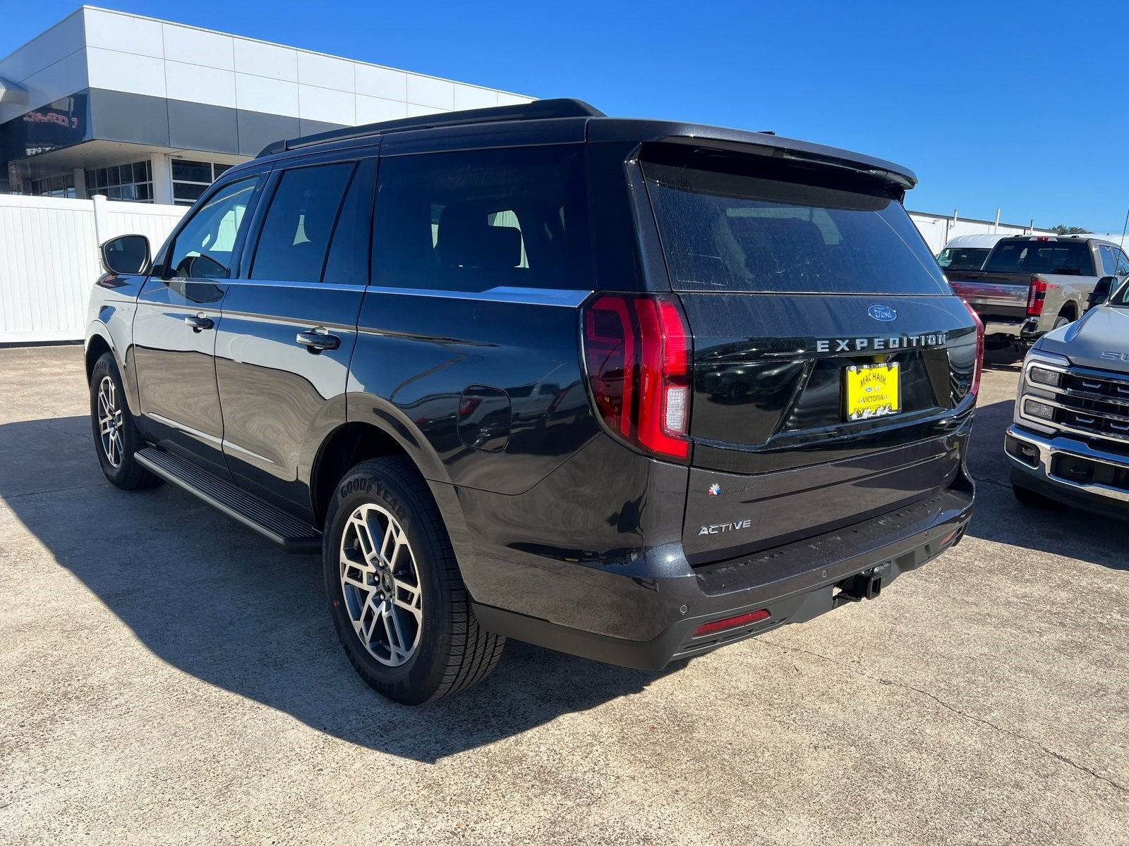 2025 Ford Expedition Active