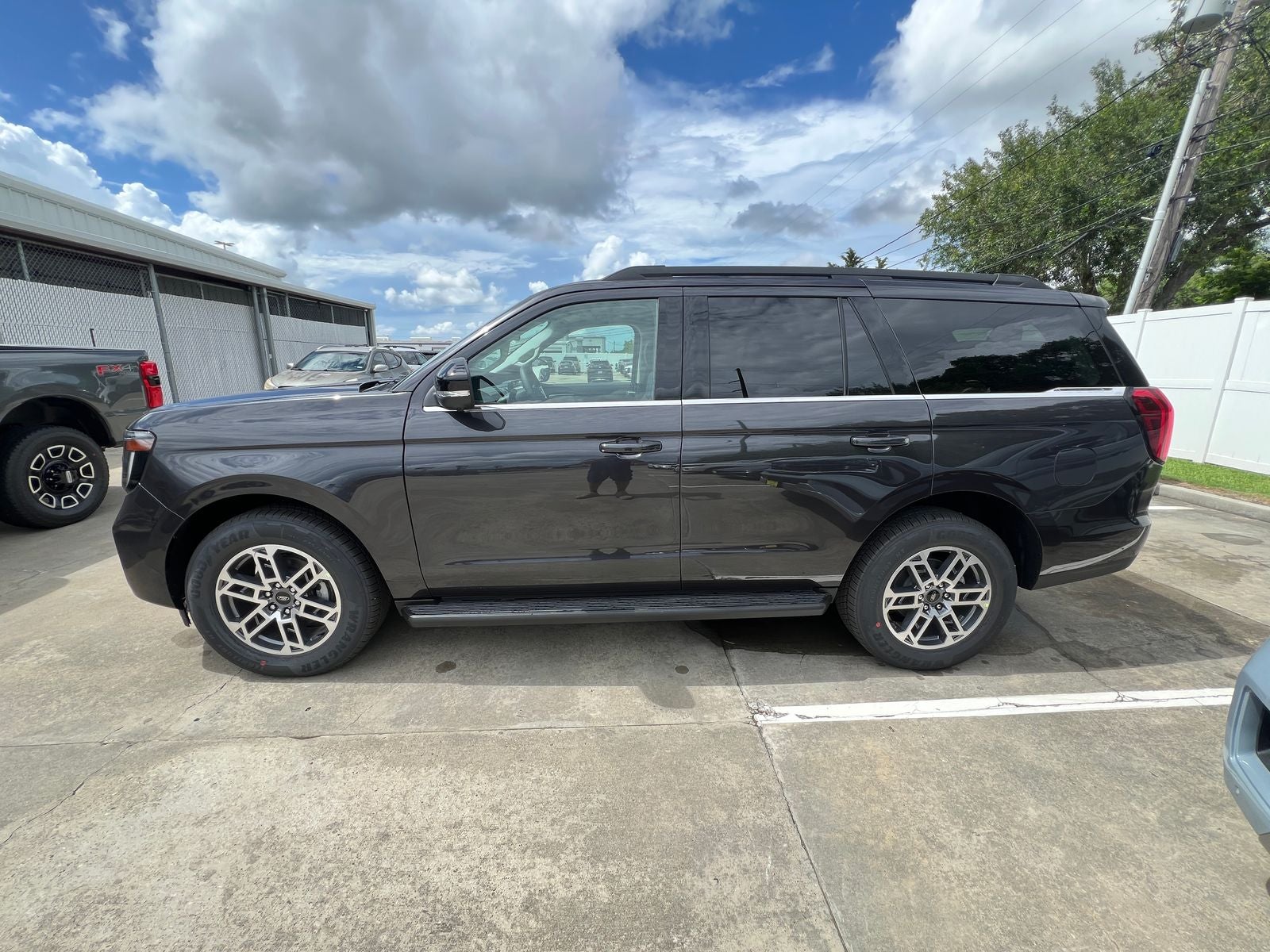 2026 Ford Expedition Active