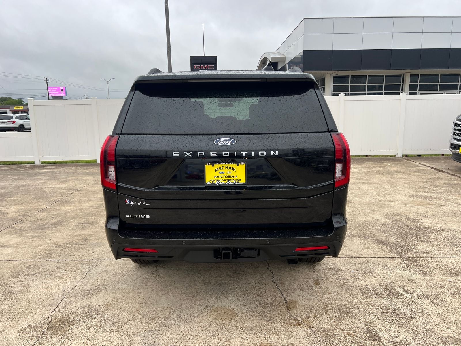 2026 Ford Expedition Active