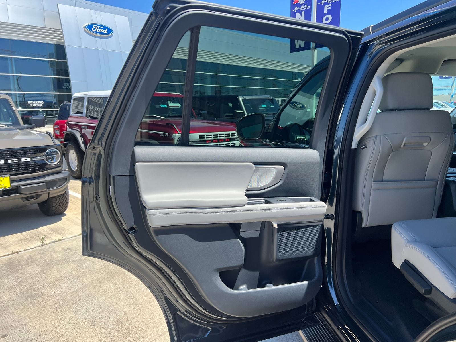 2026 Ford Expedition Active