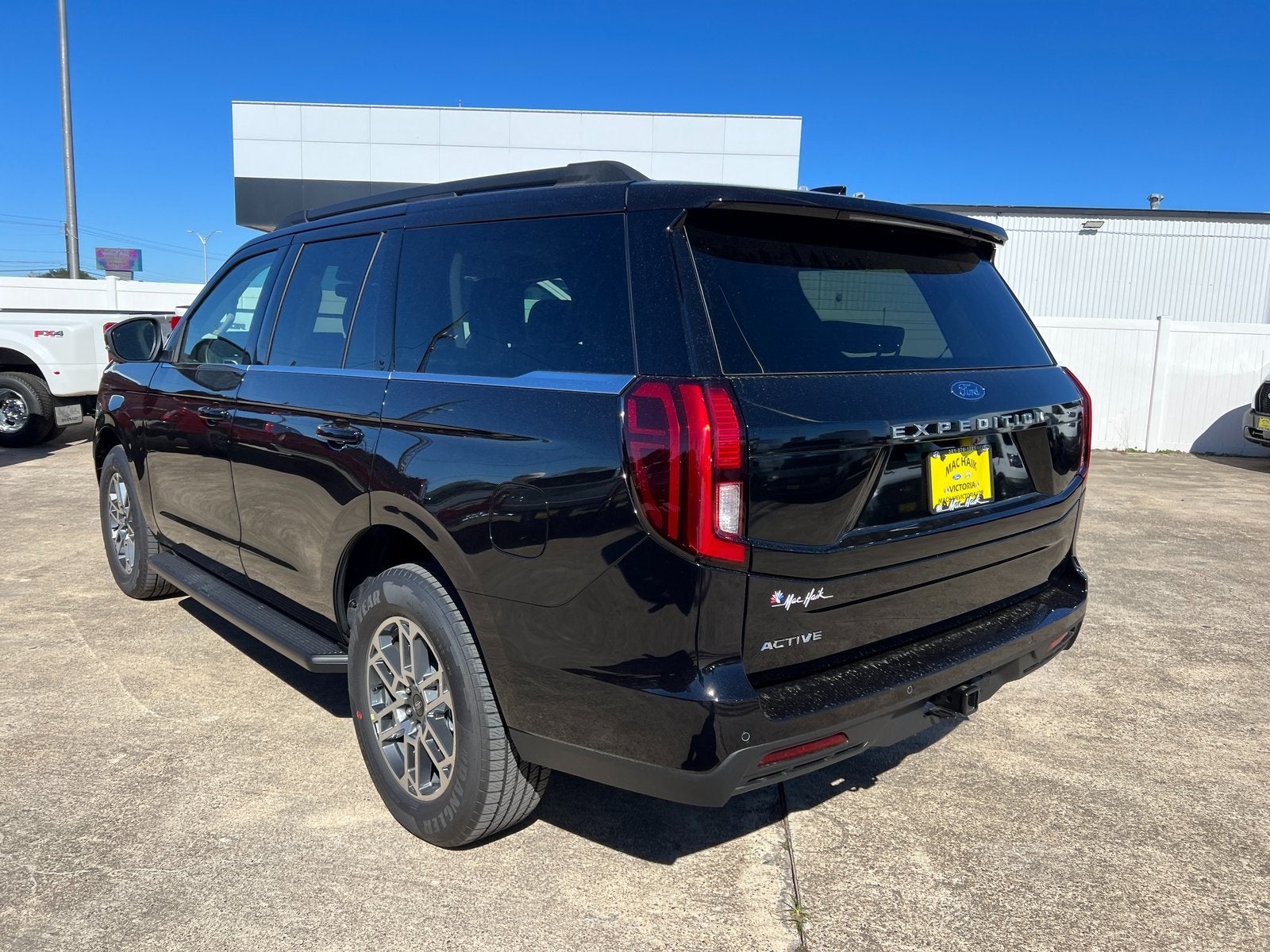 2026 Ford Expedition Active