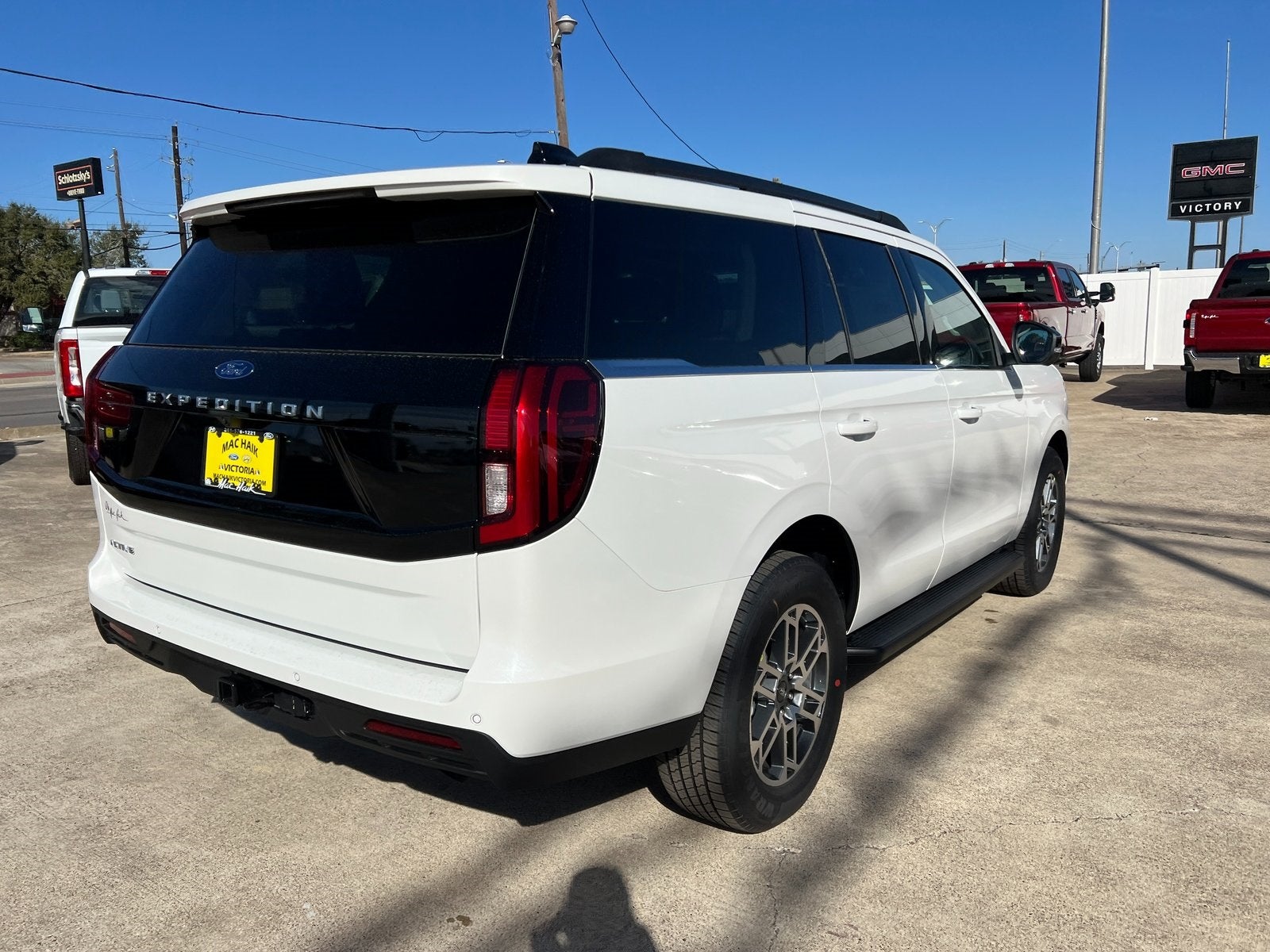 2026 Ford Expedition Active