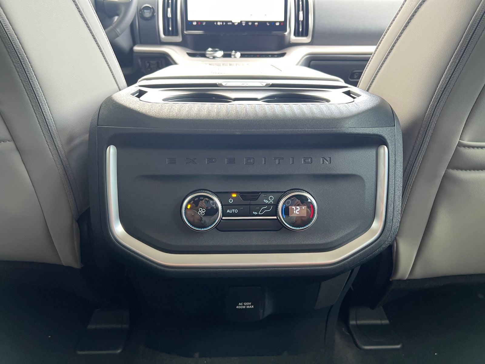 2026 Ford Expedition Active