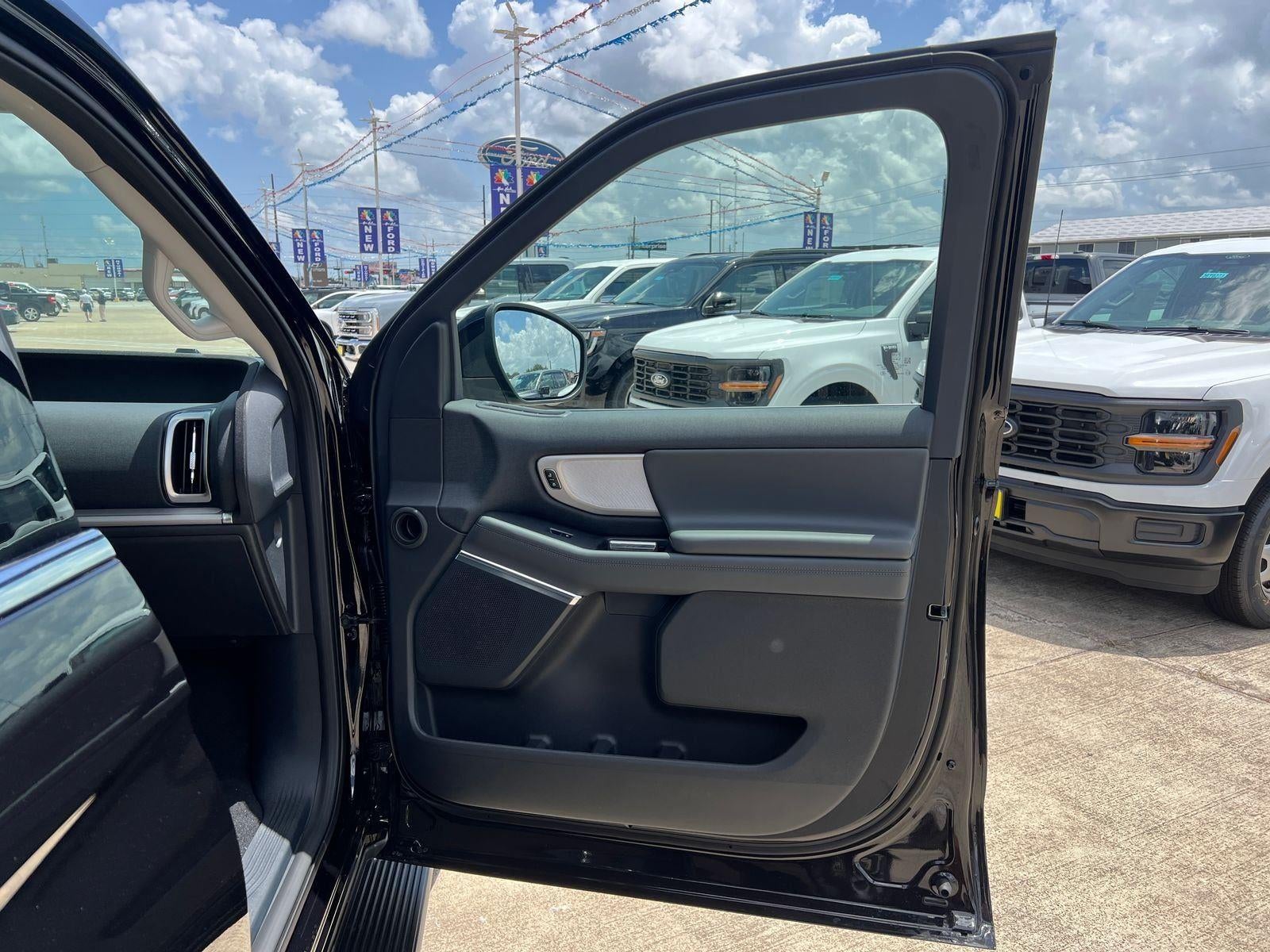 2027 Ford Expedition Active
