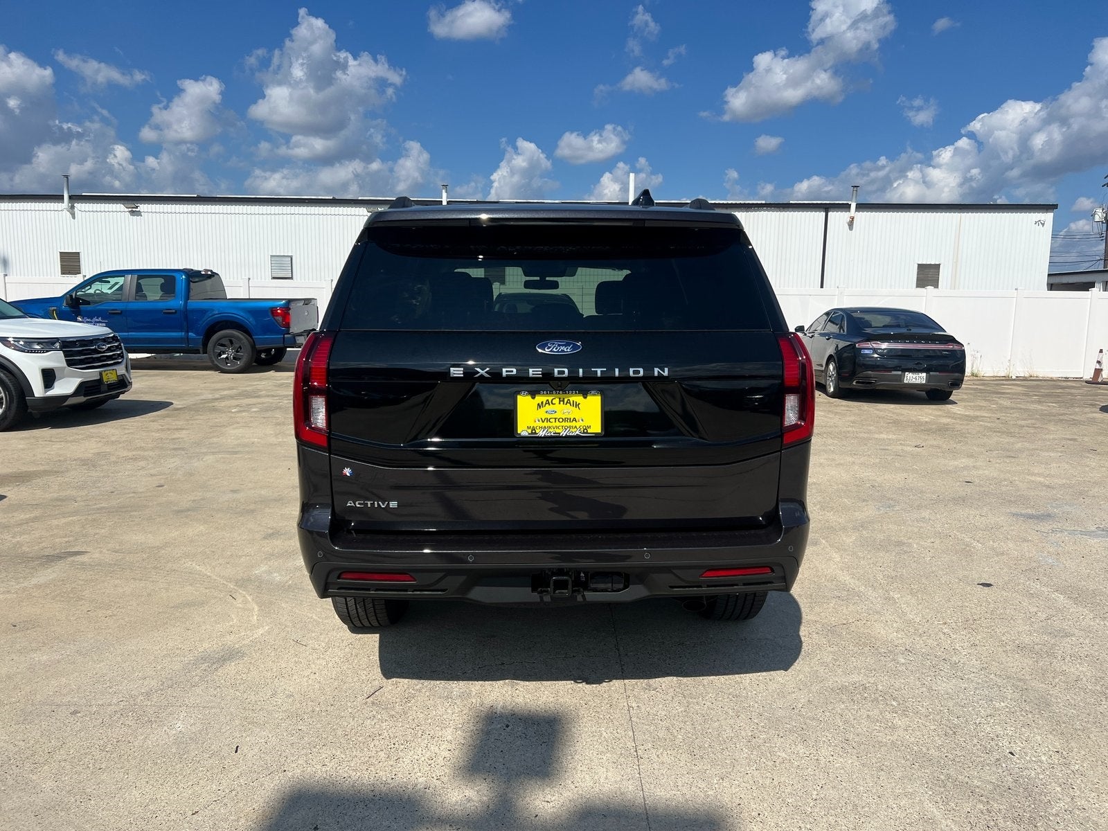 2025 Ford Expedition Active