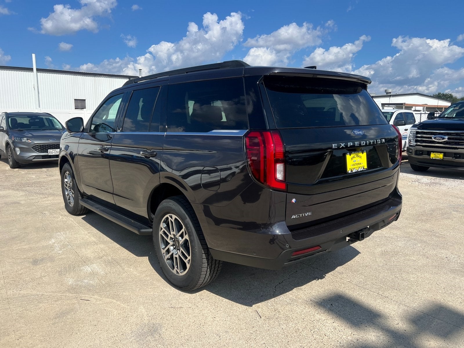 2025 Ford Expedition Active